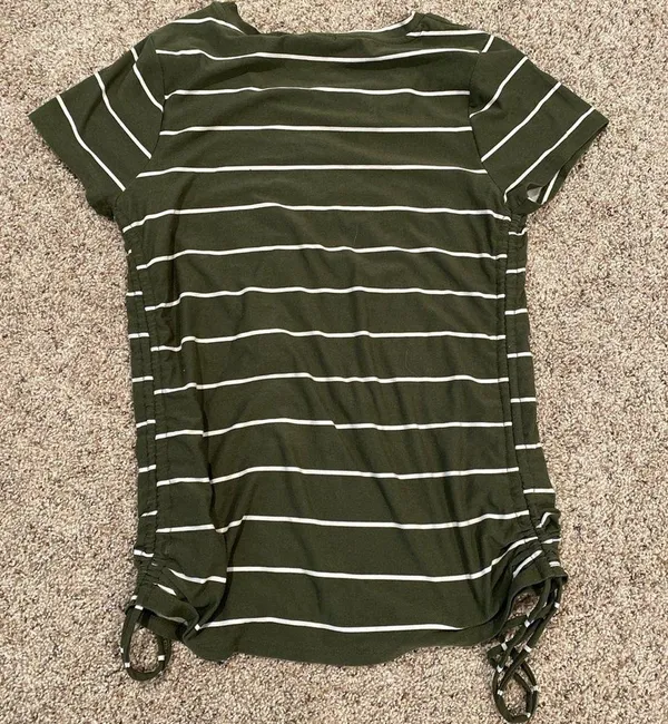 Derek Heart maternity top - Image 2