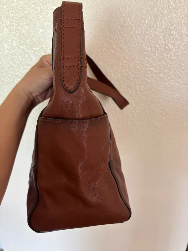 FRYE Leather Side Pocket Hobo Bag in Cognac - Image 7