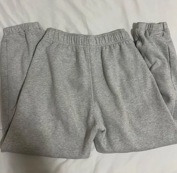Lululemon Scuba Mid-rise Oversized Joggers - Image 2