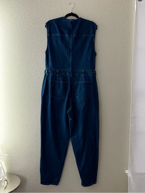Universal Threads Tailored Denim Zip Front Sleeveless Jumpsuit Dark Wash Size 8 - Image 7