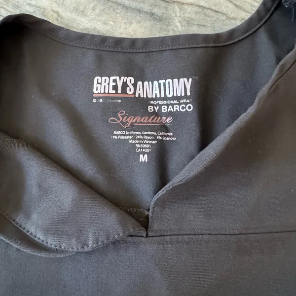 Grey's Anatomy Scrub Top Signature Black Medium - Image 3