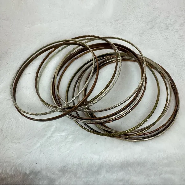 Vintage Set of 15 Stacking Bracelets Silver Gold Copper Tones - Image 4