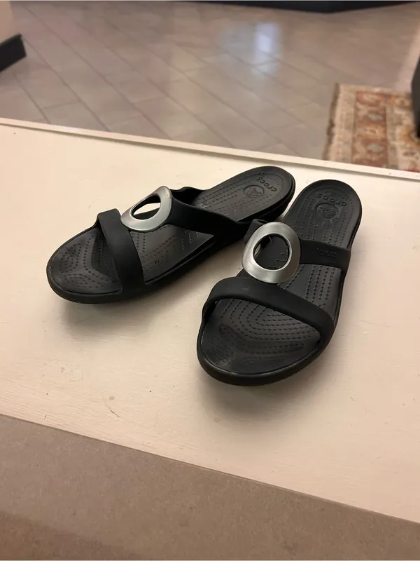 CROCS Black Slip-On Thong Sandals with Silver Accent 11 W - Image 3