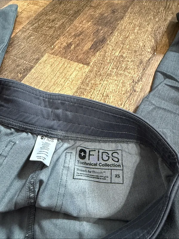 Figs Gray Scrub Set Pants and Top - Image 7