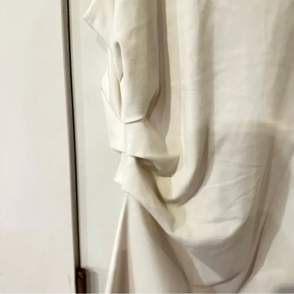 H&M Ivory dress - Image 3
