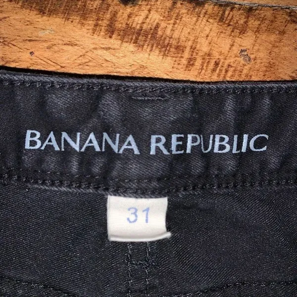 Banana Republic black cropped size 31 normcore skinny jeans - Image 2