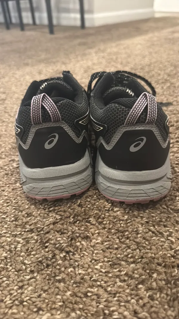 ASICS Shoes - Image 4