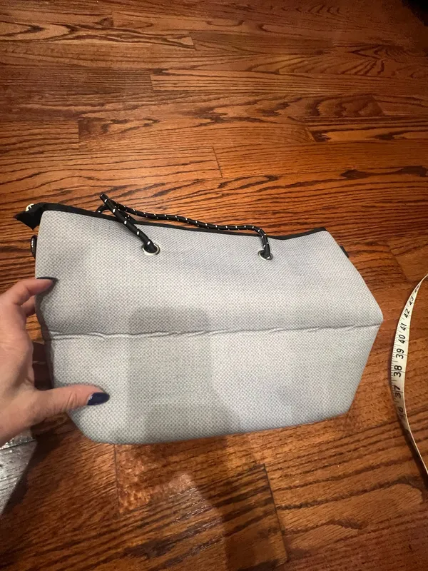 Silver gray with white strip tote - Image 3