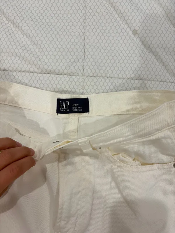 Gap white ankle jeans - Image 2