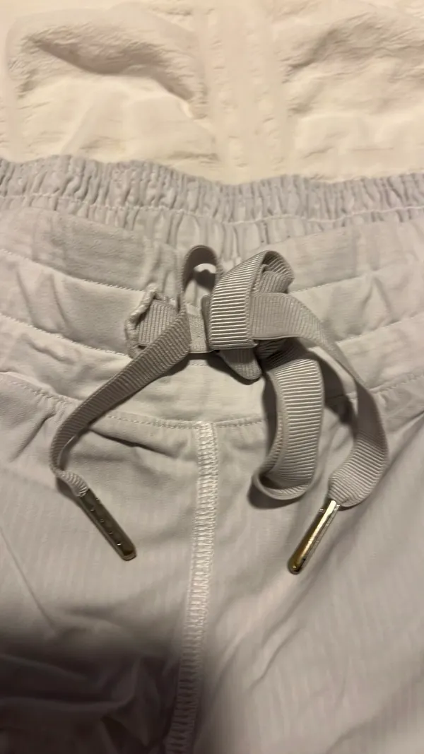 Lululemon Hotty Hot Shorts 4" - Image 5