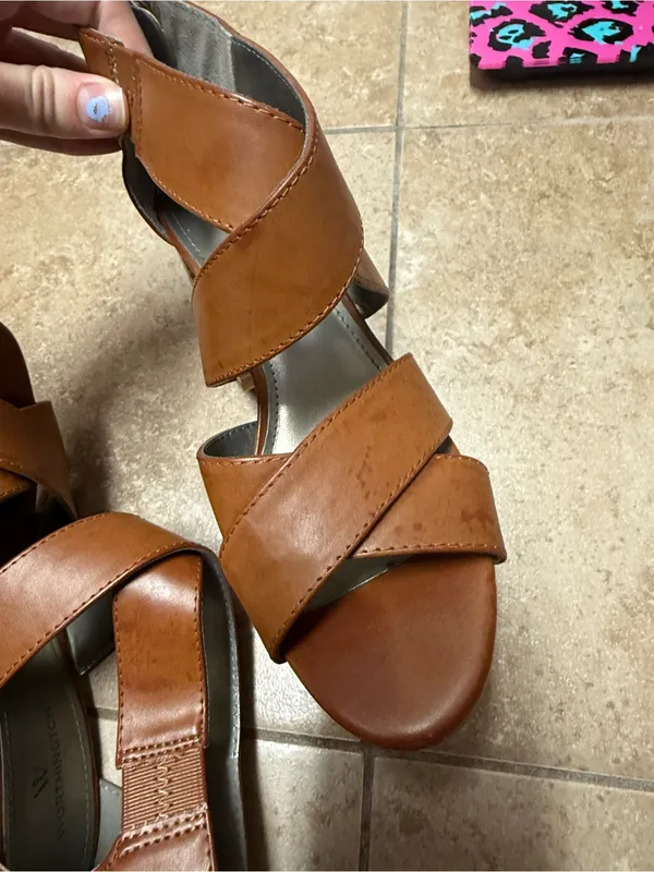 Worthington block heels - Image 2