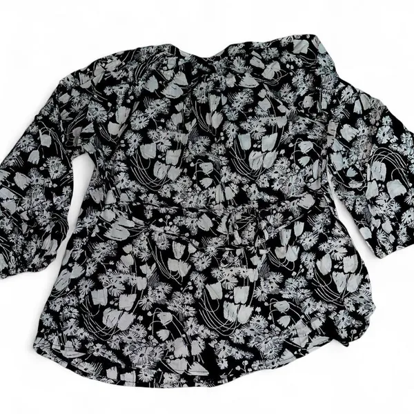 Motherhood Maternity Black & White Floral Women's Cotton Blouse - Image 3