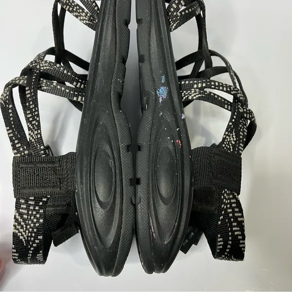 Chacos Zvolv x‎ 2 sandals black & white size 9 - Image 8