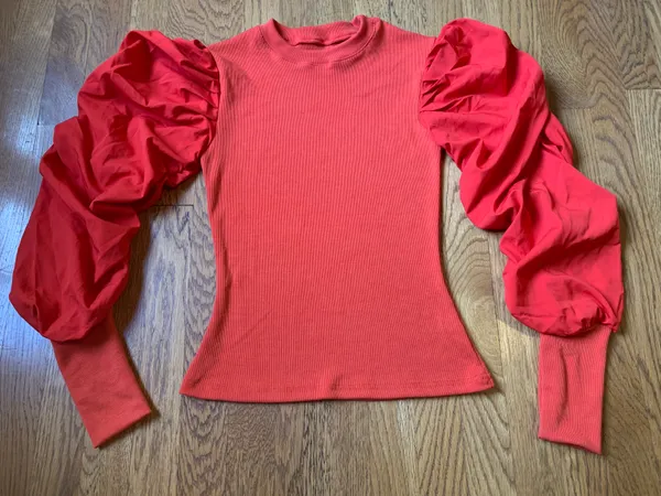 Long Puff Sleeves Top size S/M - Image 7