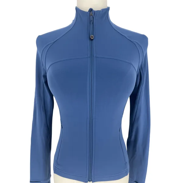 Lululemon Nulu Cropped Define Jacket‎ Soft Denim Blue Size 4 - Image 4