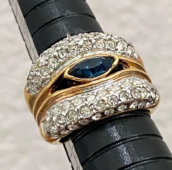 Vintage Blue Sapphire Rhinestone Gold-plated Statement Ring Size 6 - Image 9