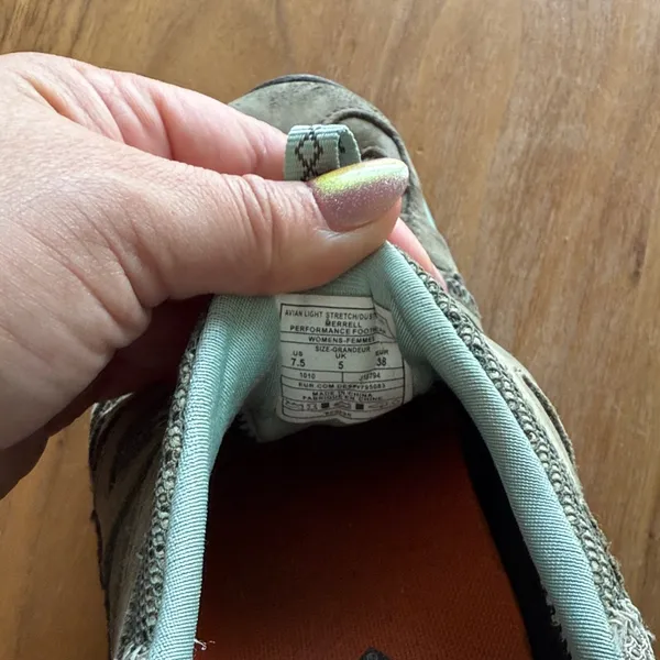 Merrell Tan and Gray Hiking Shoes - Image 4