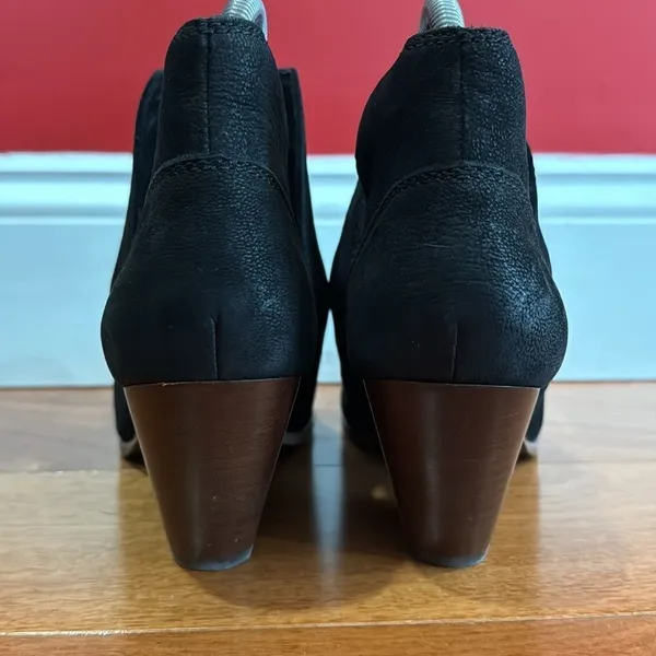 NWOT Frye Reina Cut Out Bootie in‎ black ankle small heel southwestern size 9.5 - Image 4