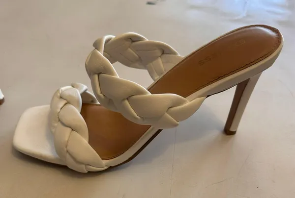 Express Heels - Image 2