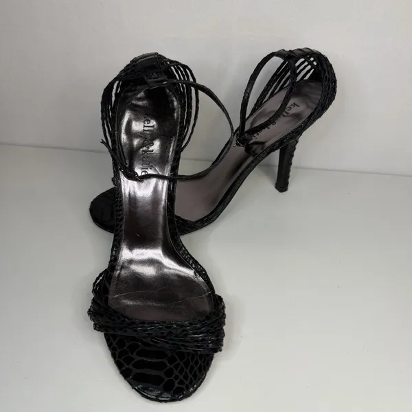 Kelly & Katie brand black‎ strappy high-heeled sandals with a textured finish. 8 - Image 2
