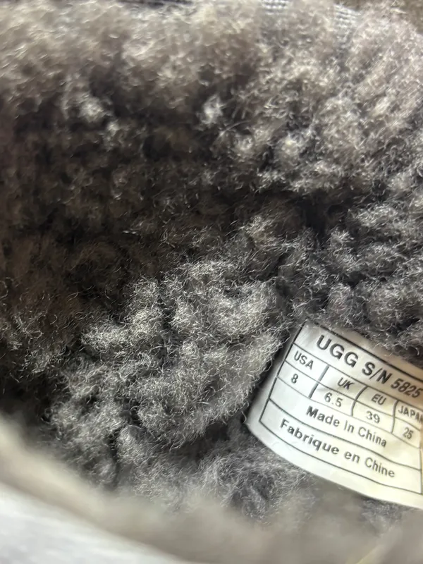 Ugg gray boots size 8 - Image 8