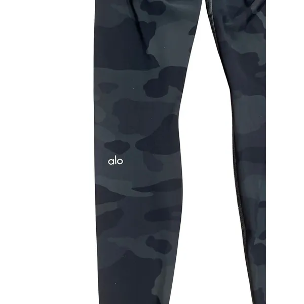 Alo Yoga High-Wasted Army Green Camo Leggings Small - Image 7