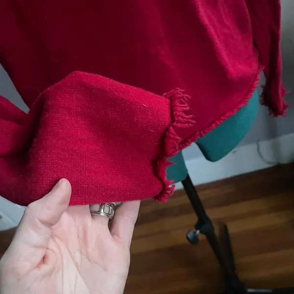 Magaschoni Cherry Red Cashmere V Neck Red fringe‎ Sweater Valentine's size Small - Image 4