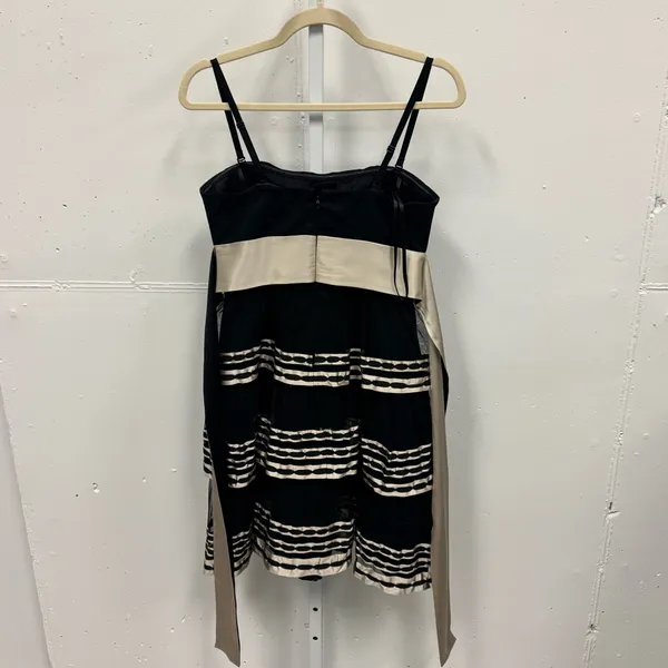Y2K BCBGMaxAzria Silk Strapeless‎ Mini Tiered Babydoll Dress with Tie Black Sz 6 - Image 3