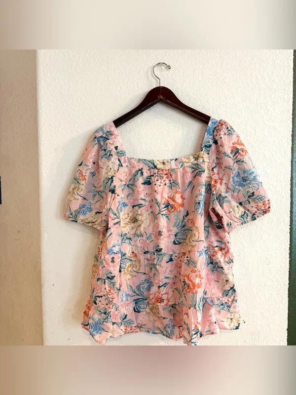 Loft Womens Shirt Blouse Pink Floral Short Sleeve Lace Detail Size XL - Image 2