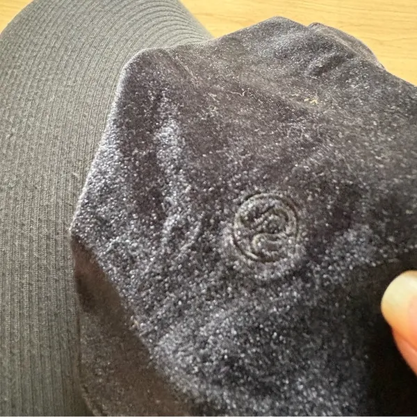 LULULEMON Black Velvet Wunder Lounge‎ HR Tight Velour Size 10 - Image 5