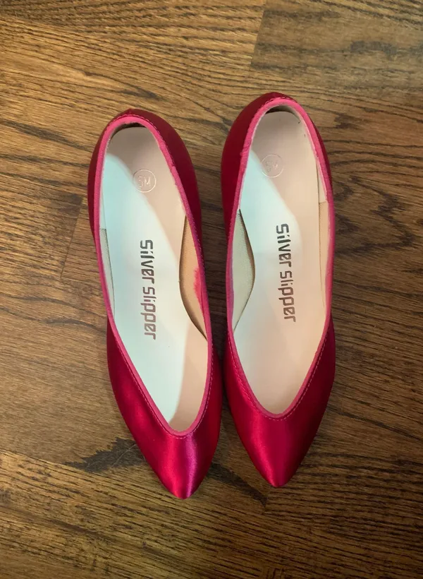 Silver Slipper 80s Vintage  Kitten Heels - Image 2