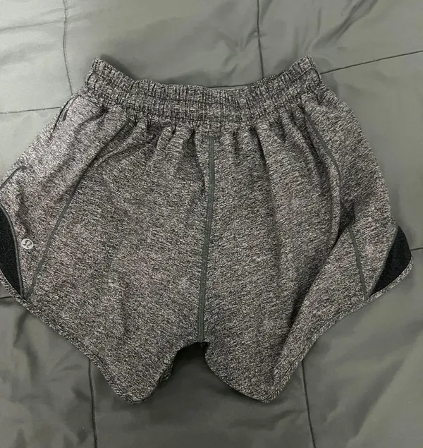 Lululemon Hotty Hot Shorts 4” - Image 2