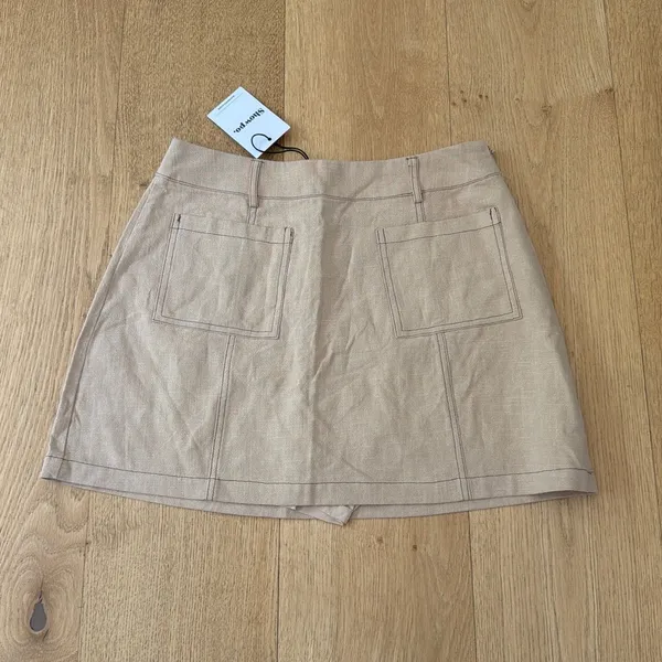 Showpo Skort Patch Pockets Size US4 Tan - Image 2