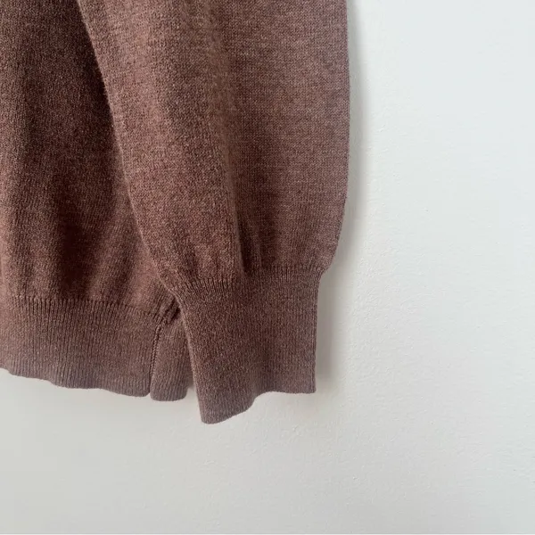 Old Navy Vintage Fox Sweater Size Large Crew Neck - Image 3