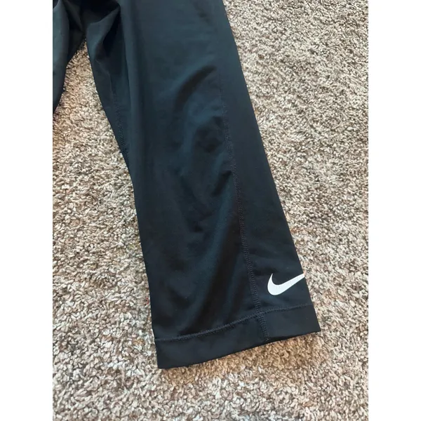 Nike‎ Pro Women Black Dri-FIT Capri Leggings 589366-010 Small Sporty Activewear - Image 3