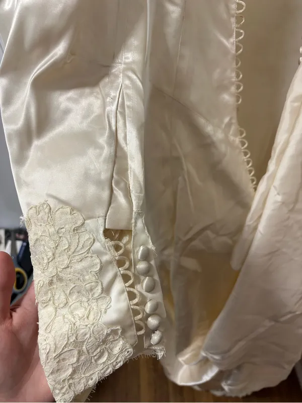 1940s ruched front wedding dress - Image 7