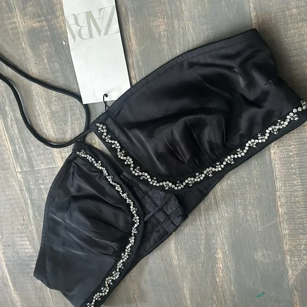 NWT Zara Black Satin‎ Diamond Encrusted Halter Top Size Small - Image 3
