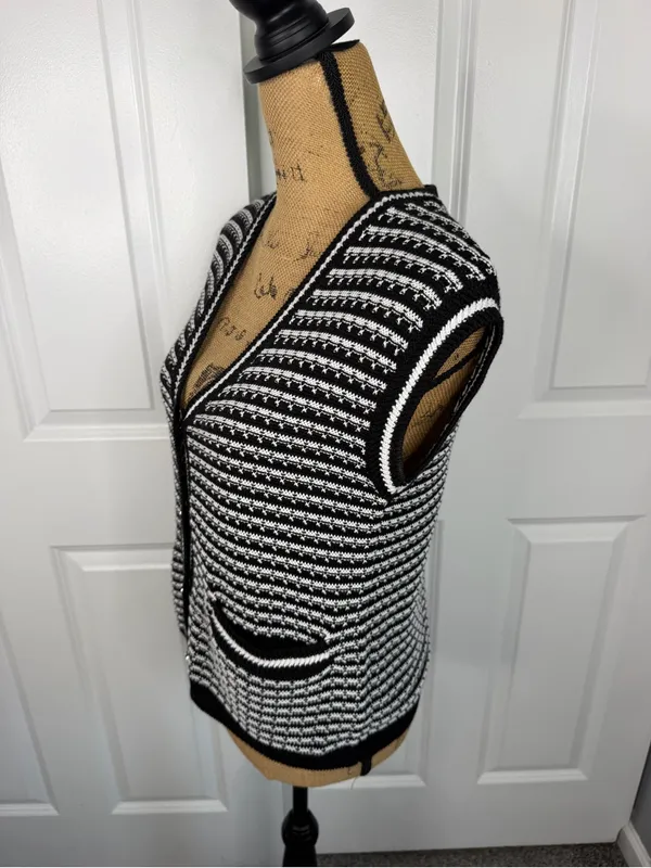 EVEREVE XS Black White Textured Knit Button Front Sweater Vest Cotton Modal - Image 5