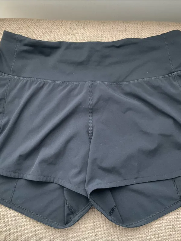Lululemon Speed Up Short Long *4" Sz 4 - Image 2