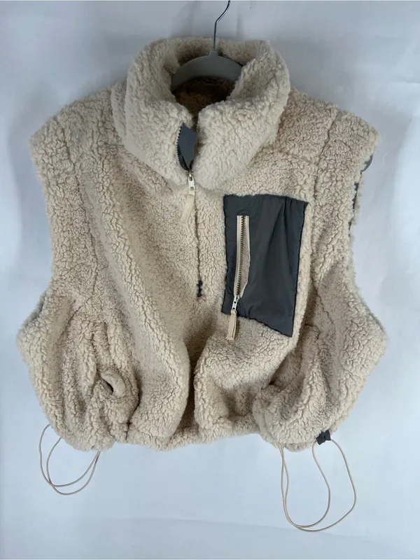 Oli & Hali Cream Sherpa Half Zip Vest Size L Contrast Pocket - Image 9