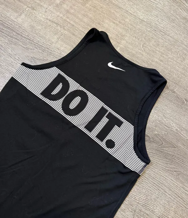 Nike tank top  - Image 5
