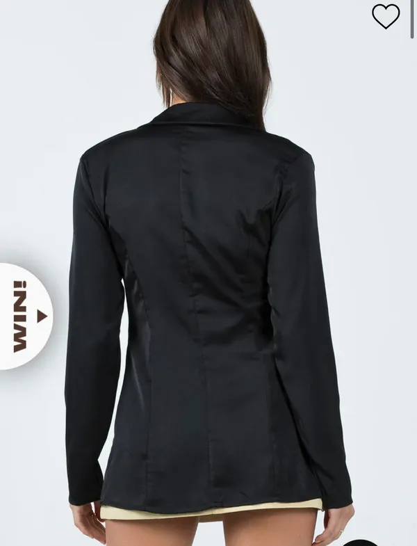Princess Polly NWT  Tie Front Blazer Top - Image 3