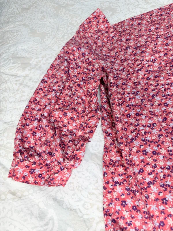 Time and Tru Pink Floral Square-Neck Puff Sleeve Blouse - Image 6