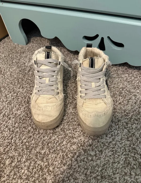 SHUSHOP Paulina Sneakers White Size 7.5 - Image 3