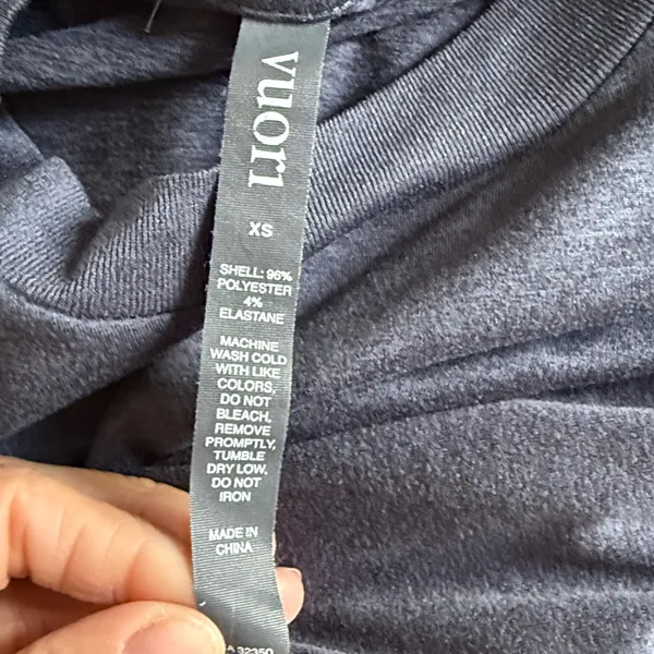 Vuori Lightweight Crewneck Sweatshirt in Charcoal - Image 4