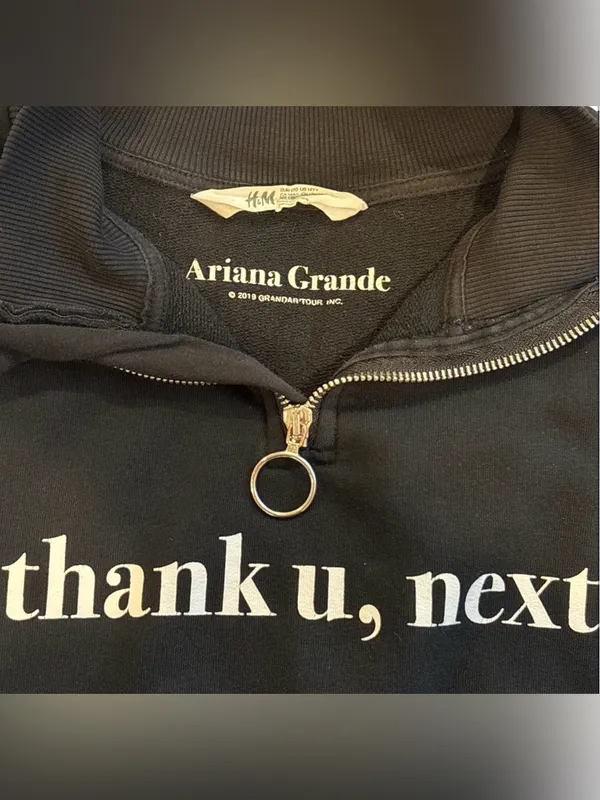 H&M Ariana Grande Thank U Next Black Quarter Zip Crop Sweatshirt Size 14Y / XS - Image 2