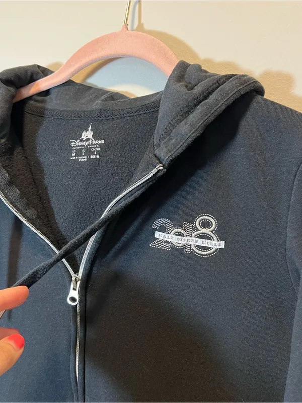 Disney Women’s Black‎ Zip Up Hoodie 2018 Medium - Image 2