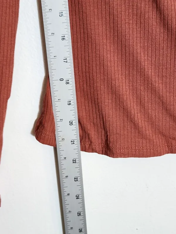 Lulus Rust Red Surplice Ribbed Knit Top Size Medium NWT - Image 7