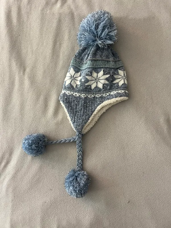 Pom Pom Beanie Blue - Image 2