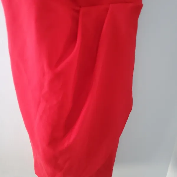 Red mini dress size small perfect for valentines day dress has a lining - Image 4